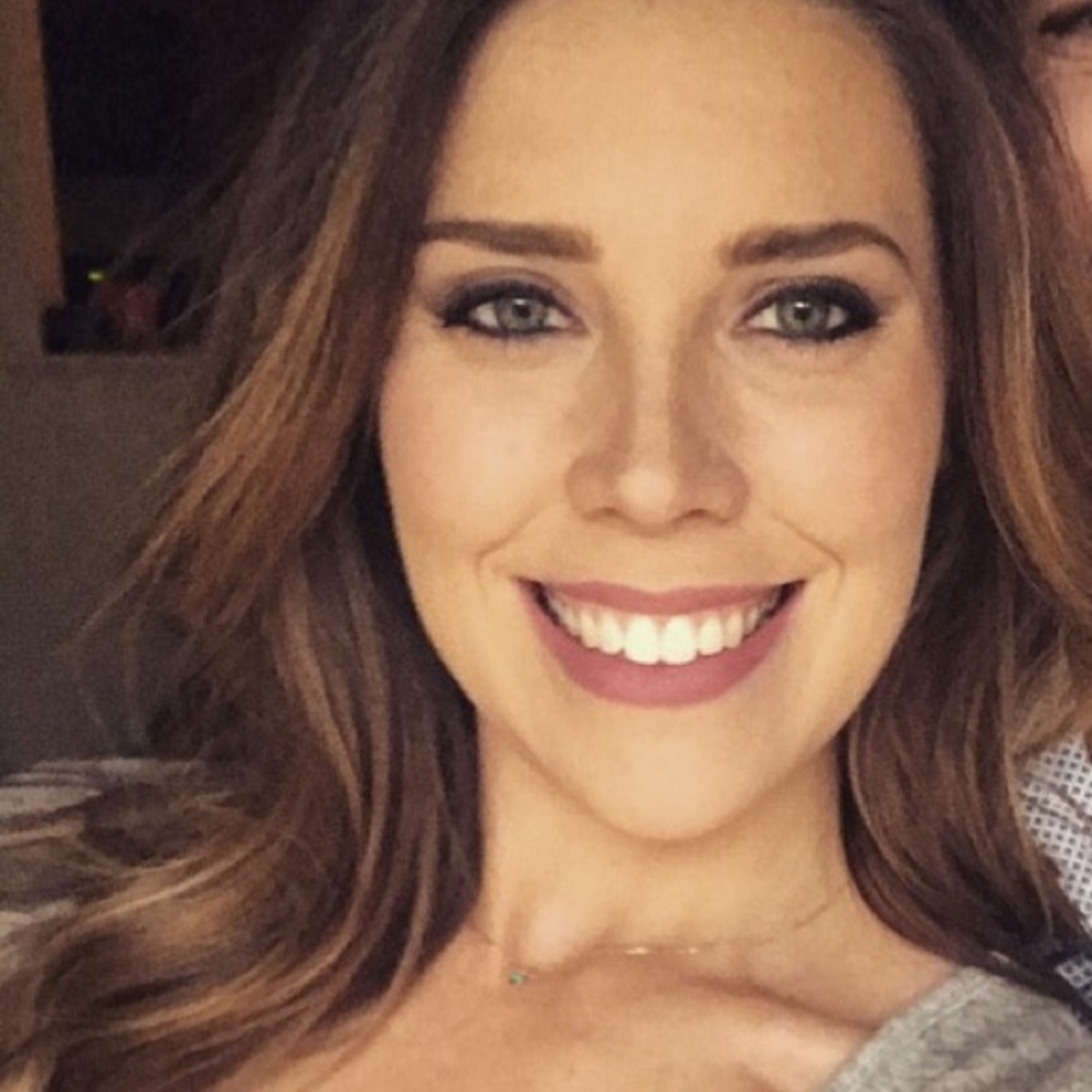 Meet your Posher, Julia